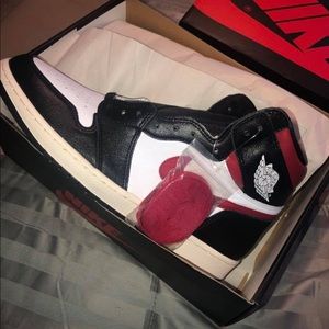 Nike Air Jordan 1 Gym-Red Sail Retro DS